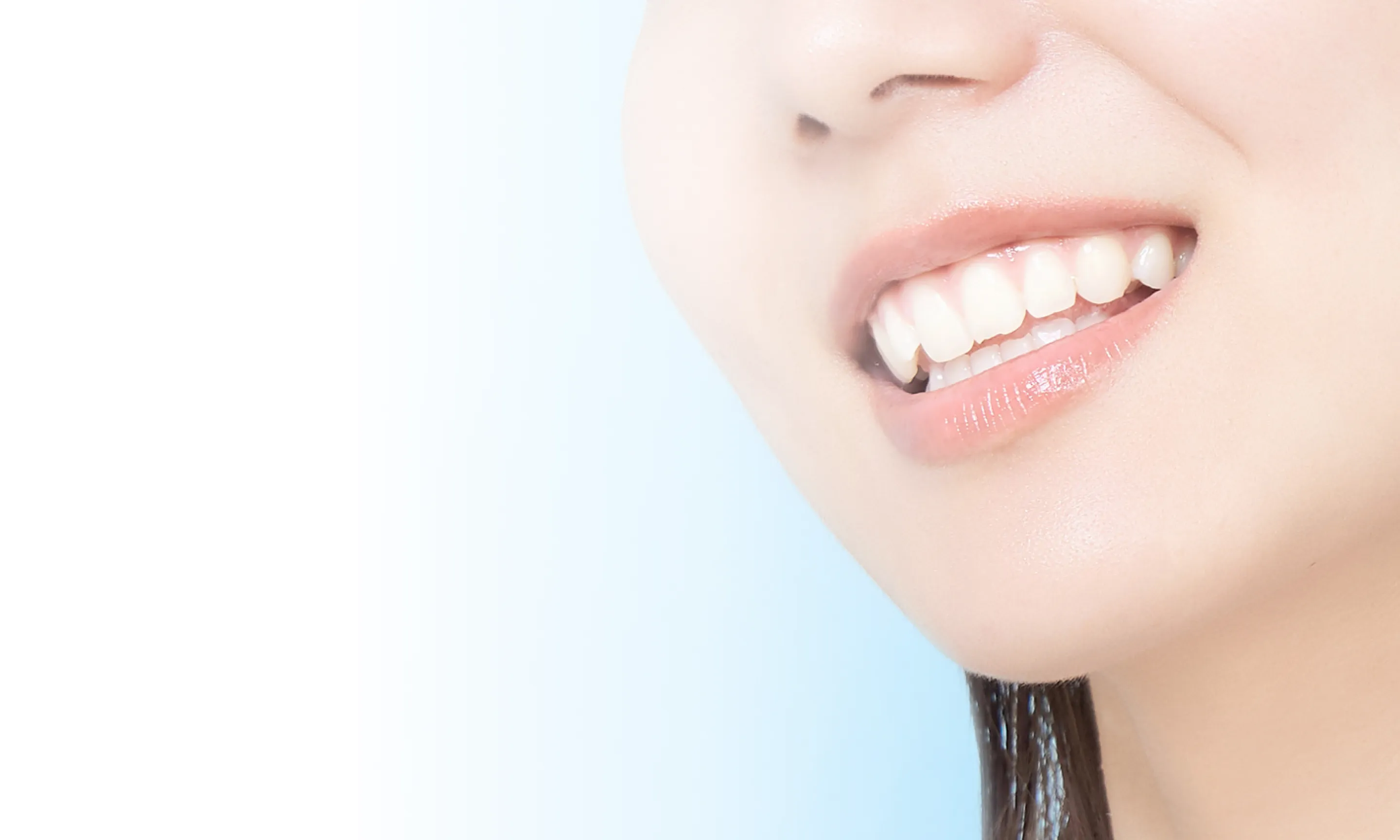 お口全体を整え、機能と見た目を回復する 全顎治療